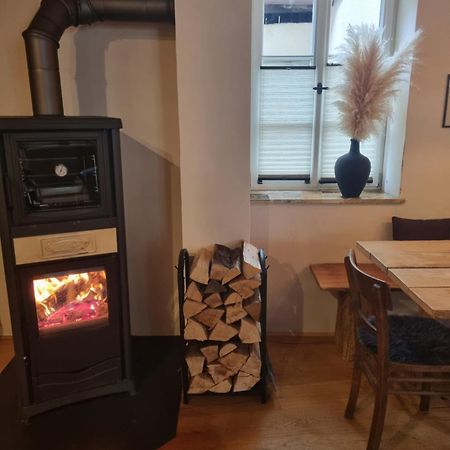 Schoene Ferienwohnung Mit Kamin Neustadt an der Weinstraße Εξωτερικό φωτογραφία
