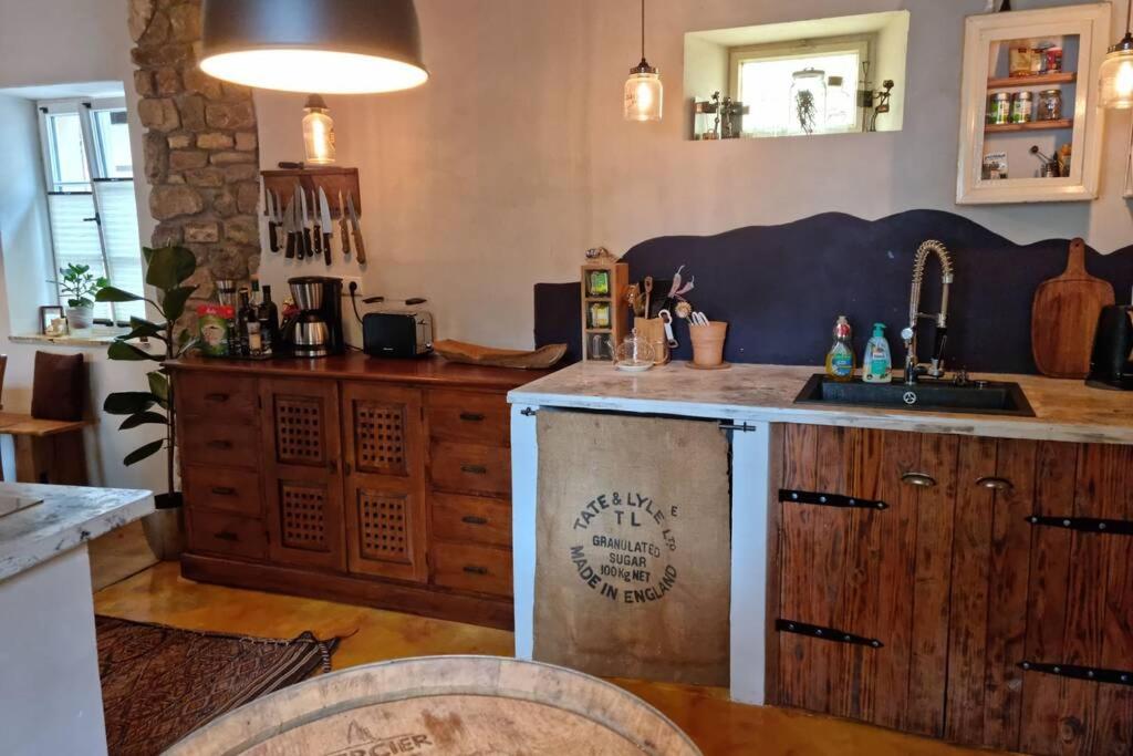 Schoene Ferienwohnung Mit Kamin Neustadt an der Weinstraße Εξωτερικό φωτογραφία
