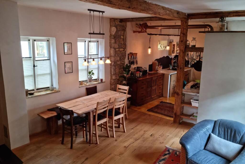 Schoene Ferienwohnung Mit Kamin Neustadt an der Weinstraße Εξωτερικό φωτογραφία
